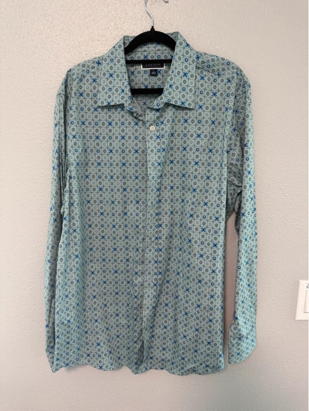 Club Room Men’s Blue Geometric Print Shirt – Size Large